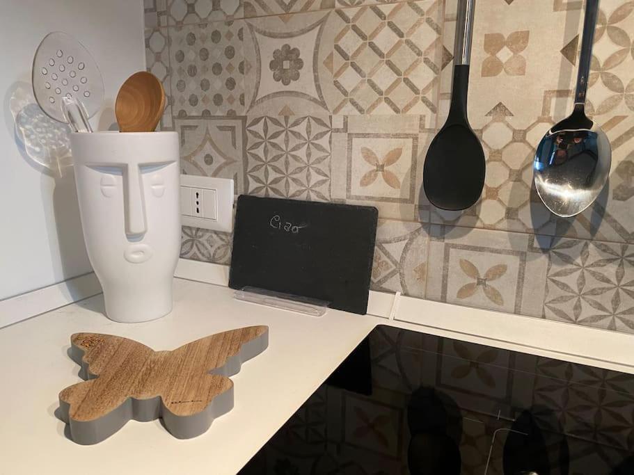 Apartament Open Space City Center Con Terrazzo E Due Bagni Mediolan Zewnętrze zdjęcie