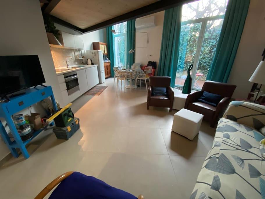 Apartament Open Space City Center Con Terrazzo E Due Bagni Mediolan Zewnętrze zdjęcie