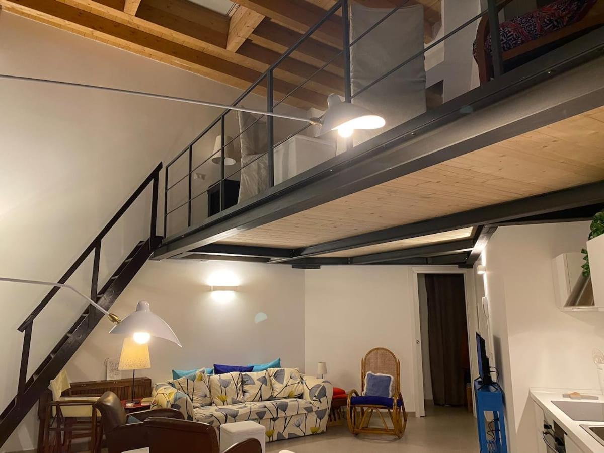 Apartament Open Space City Center Con Terrazzo E Due Bagni Mediolan Zewnętrze zdjęcie